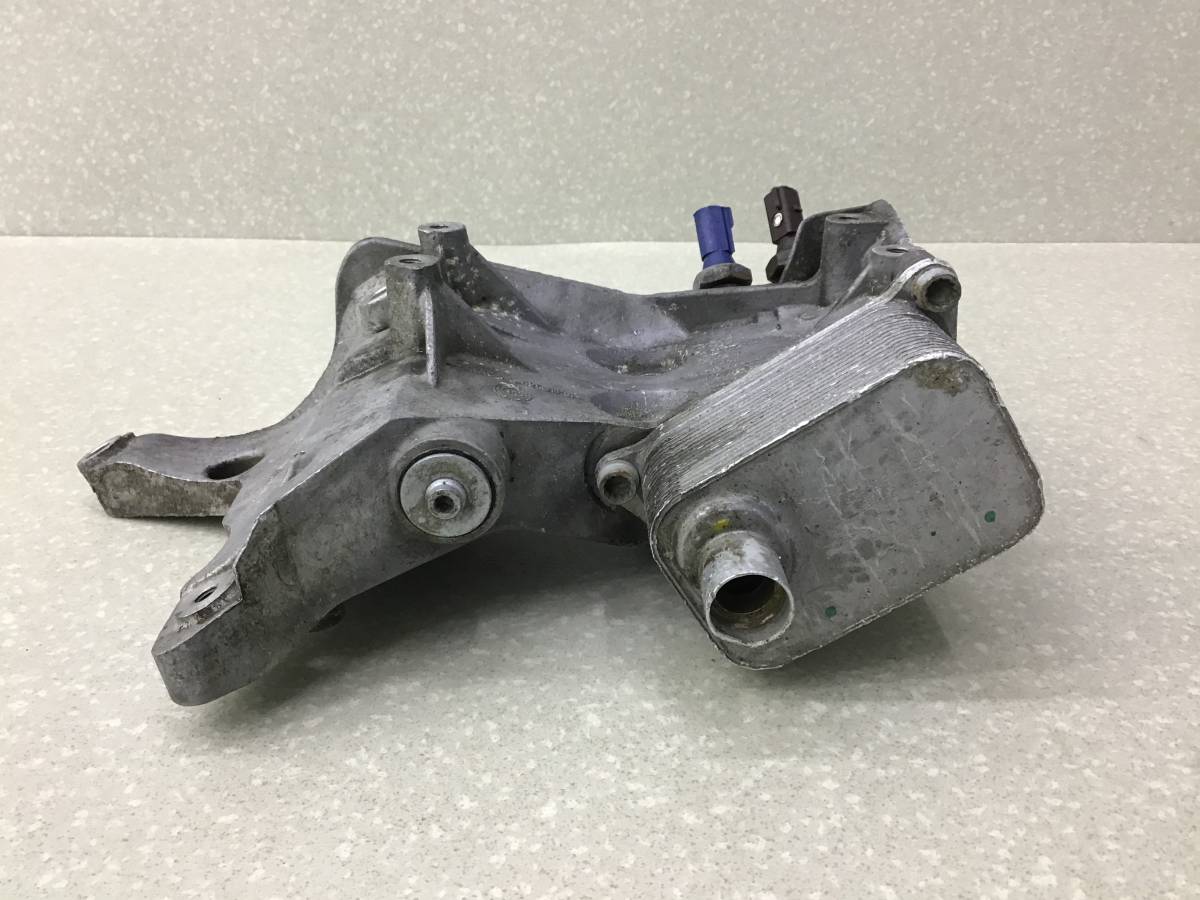 Кронштейн генератора Skoda Octavia A5 (1Z5) 2004-2013 Кронштейн генератора Skoda Octavia A5 (1Z5) 2004-2013