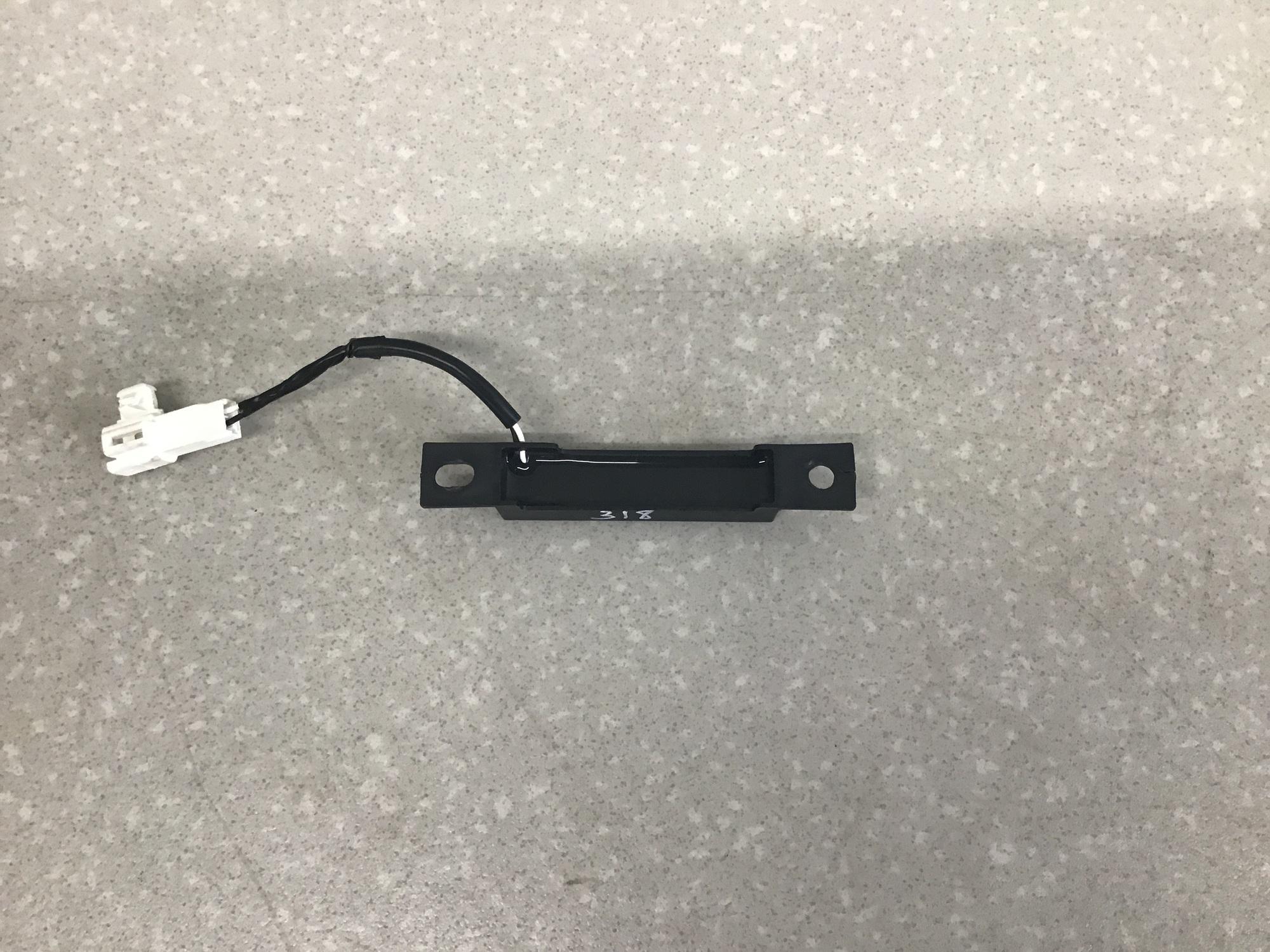 Антенна FAW Besturn X40 (D181) 2016-2022