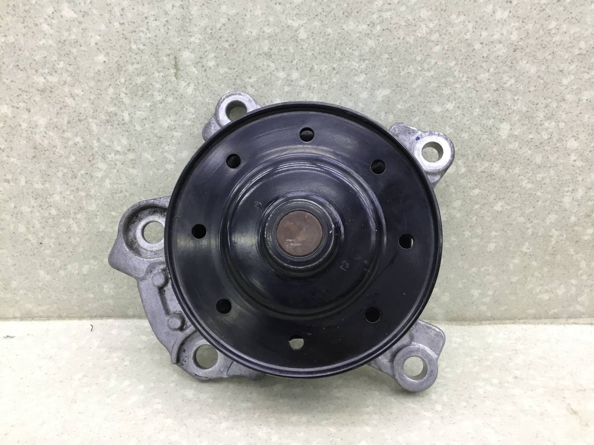 Насос водяной (помпа) Toyota Rav 4 (A30) 2006-2013 Насос водяной (помпа) Toyota Rav 4 (A30) 2006-2013