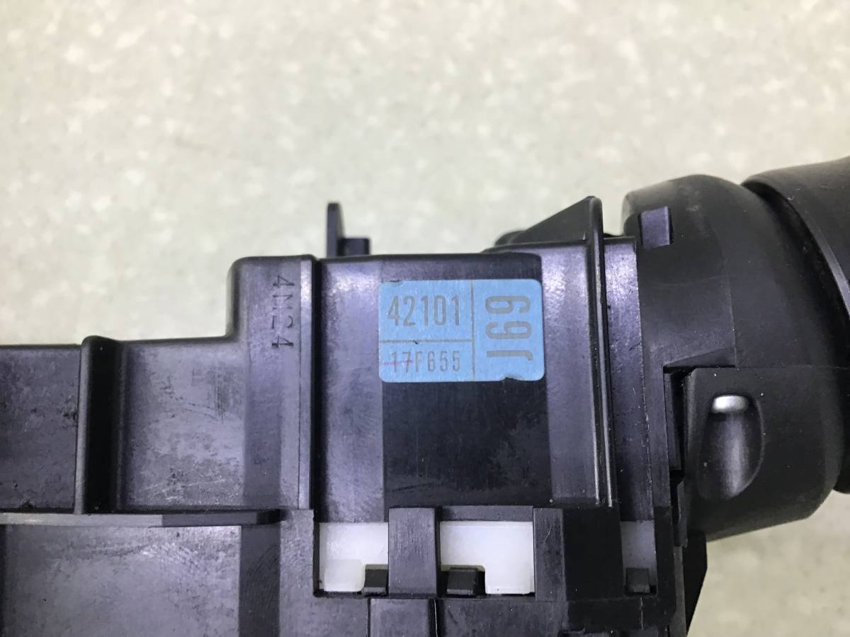 Переключатель поворотов подрулевой Toyota Rav 4 (A30) 2006-2013