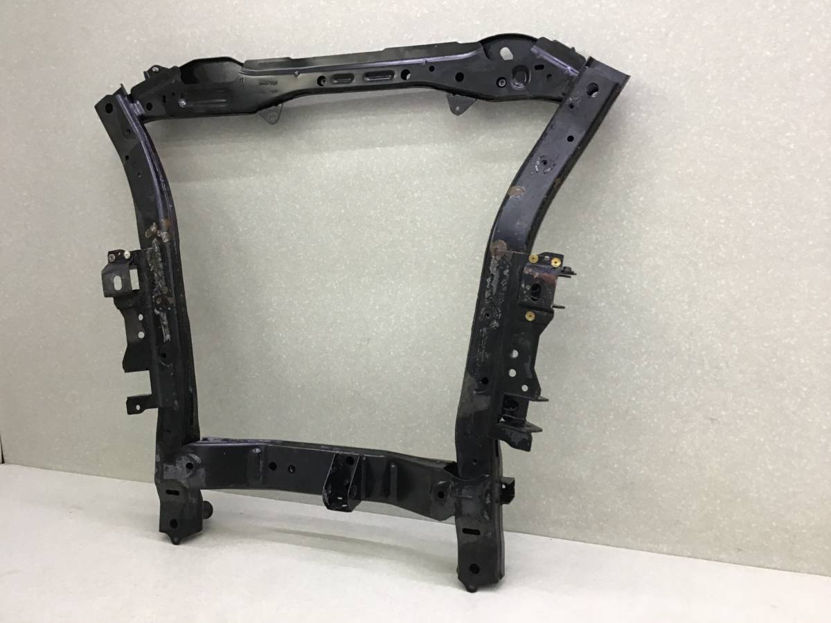 Балка под ДВС Renault Kaptur (1) 2016-2022 Балка под ДВС Renault Kaptur (1) 2016-2022