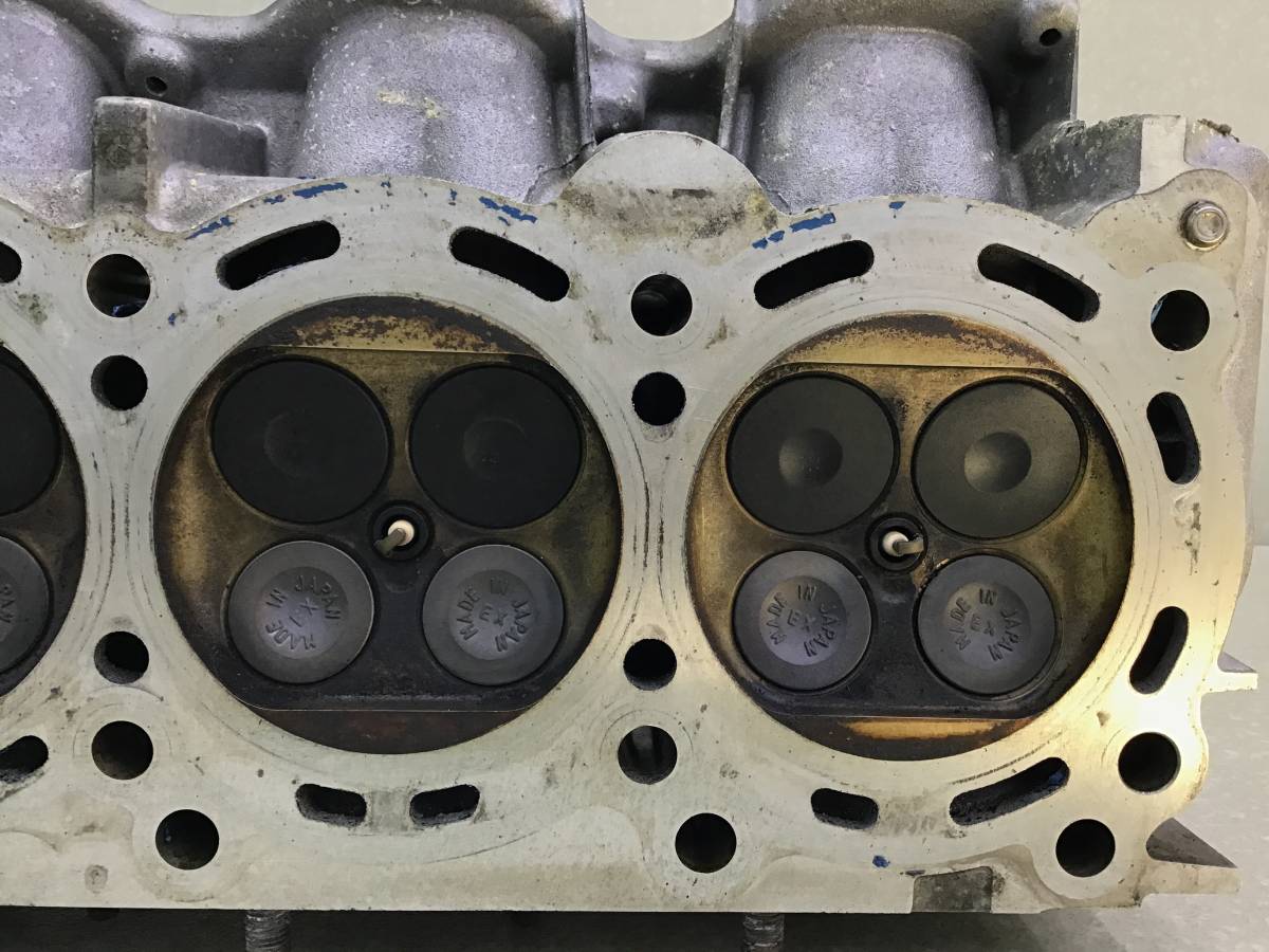 Головка блока цилиндров Infiniti QX56 (JA60) 2004-2010 Головка блока цилиндров Infiniti QX56 (JA60) 2004-2010