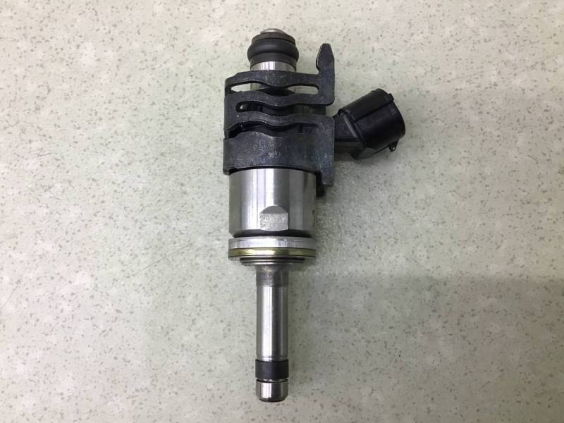 Форсунка инжекторная электрическая Toyota Land Cruiser (J300) 2021>