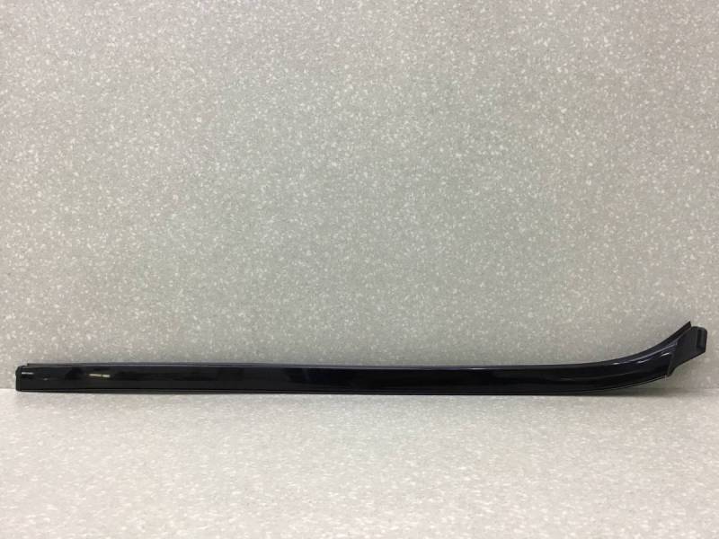 Молдинг лобового стекла Mercedes-Benz E-Class (C207) 2009-2016 Молдинг лобового стекла Mercedes-Benz E-Class (C207) 2009-2016