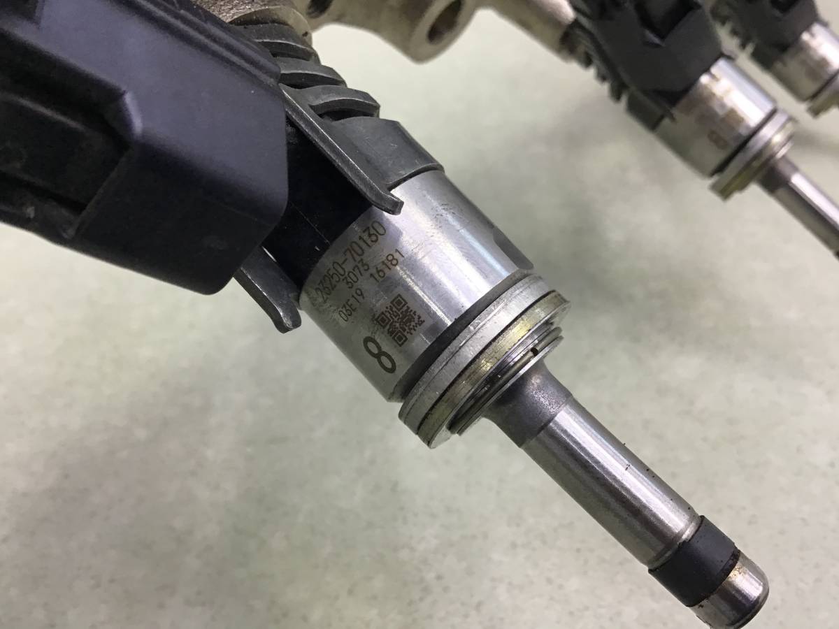 Рейка топливная (рампа) Toyota Land Cruiser (J300) 2021>