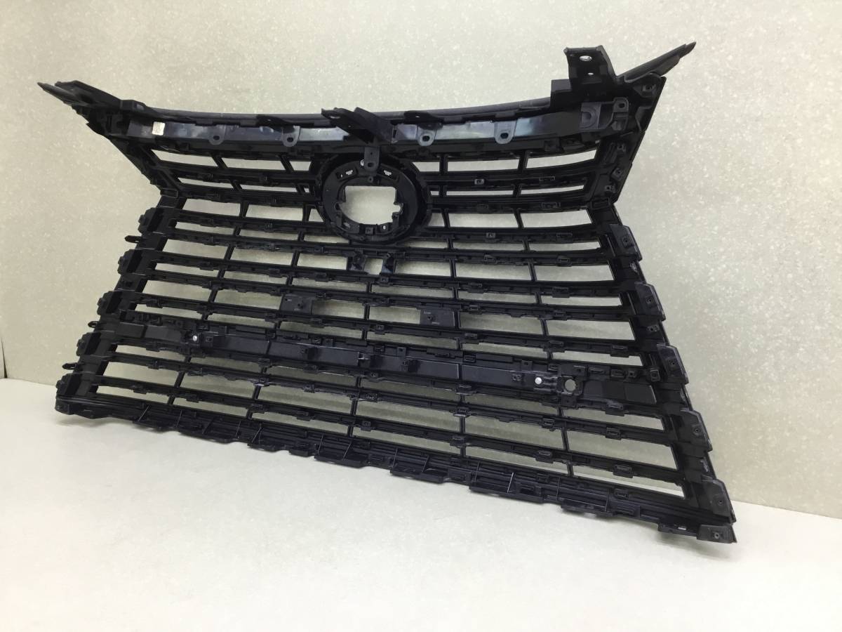 Решетка радиатора Lexus LX600 (VJA300) 2021 - 2022 Решетка радиатора Lexus LX600 (VJA300) 2021 - 2022