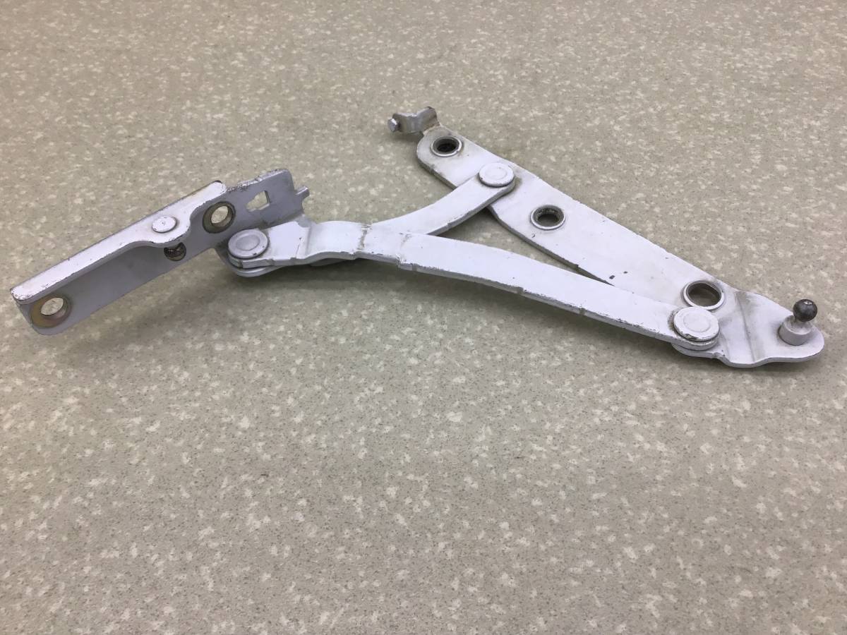Петля крышки багажника Nissan Teana J32 2008-2013 Петля крышки багажника Nissan Teana J32 2008-2013