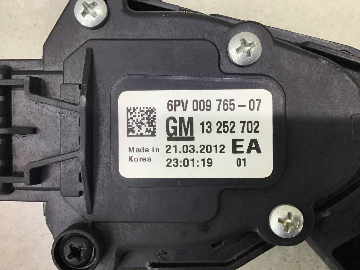 Педаль газа Chevrolet Cruze (J300) 2009-2016