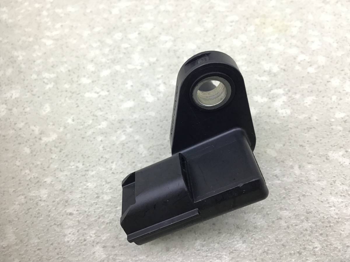 Датчик положения распредвала Smart Fortwo/City (W451) 2006-2014 Датчик положения распредвала Smart Fortwo/City (W451) 2006-2014