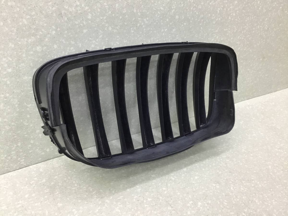Решетка радиатора левая BMW X5 E70 2007-2013 Решетка радиатора левая BMW X5 E70 2007-2013