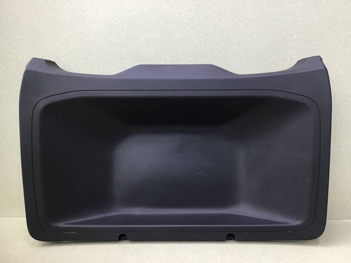 Обшивка двери багажника Ford EcoSport (B515) 2014-2019 Обшивка двери багажника Ford EcoSport (B515) 2014-2019