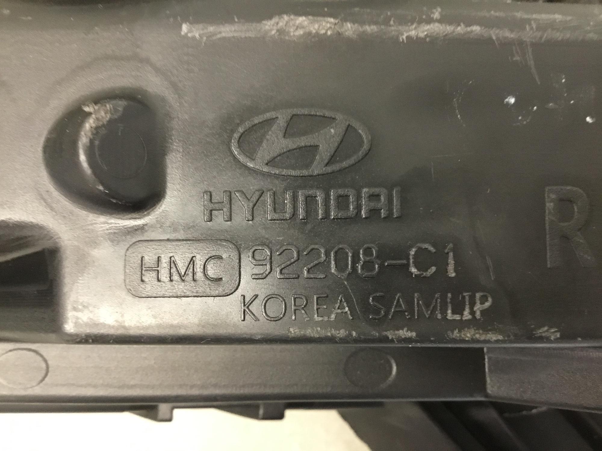 Фара противотуманная правая, Hyundai Sonata VII 2016-2019 Фара противотуманная правая, Hyundai Sonata VII 2016-2019