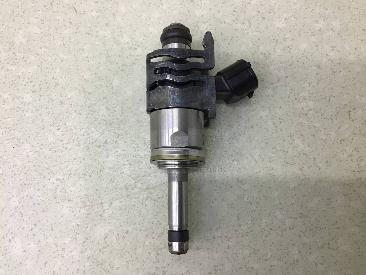 Форсунка инжекторная электрическая Toyota Land Cruiser (J300) 2021>