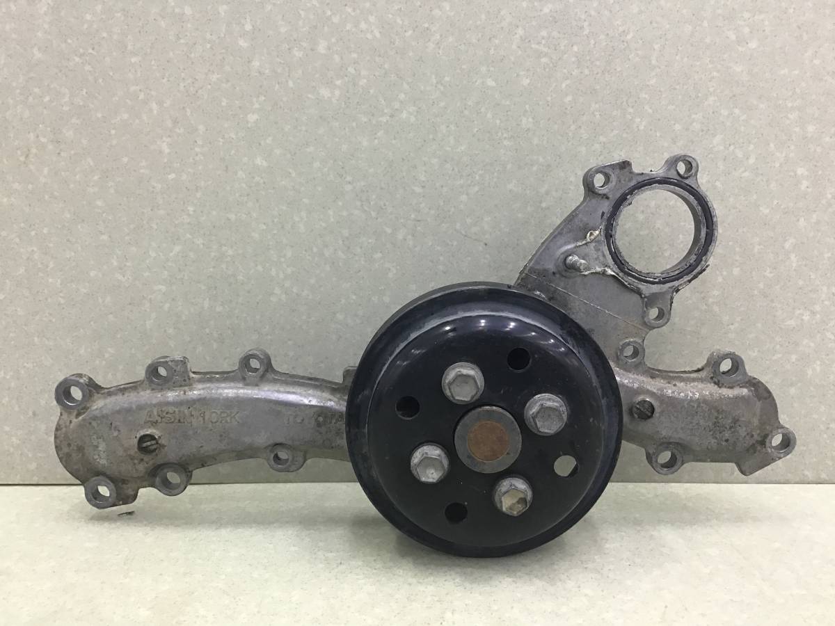 Насос водяной (помпа) Toyota Highlander (U50) 2013-2020