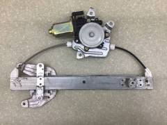 Стеклоподъемник электр. задний левый Nissan X-Trail (T30) 2001-2006