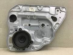 Стеклоподъемник механ. задний правый Volvo S40 (MS) 2004-2012 Стеклоподъемник механ. задний правый Volvo S40 (MS) 2004-2012