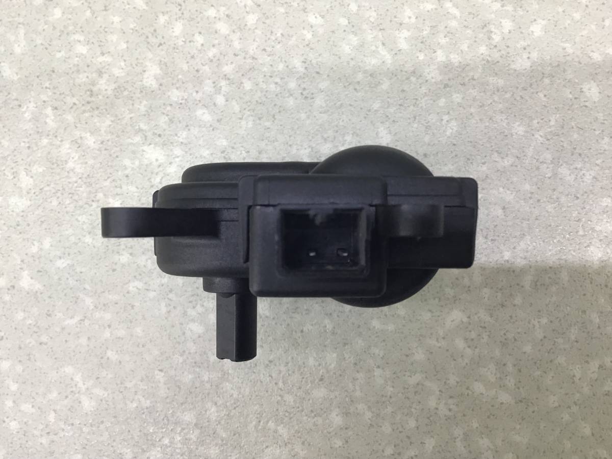 Моторчик заслонки печки Ford Fiesta (CBK) 2001-2008 Моторчик заслонки печки Ford Fiesta (CBK) 2001-2008