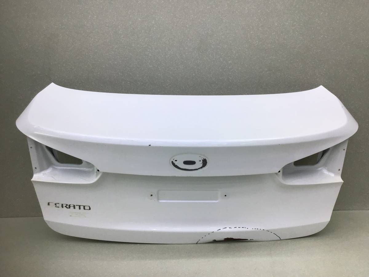 Крышка багажника Kia Cerato 3 (YD) 2013-2020 Крышка багажника Kia Cerato 3 (YD) 2013-2020