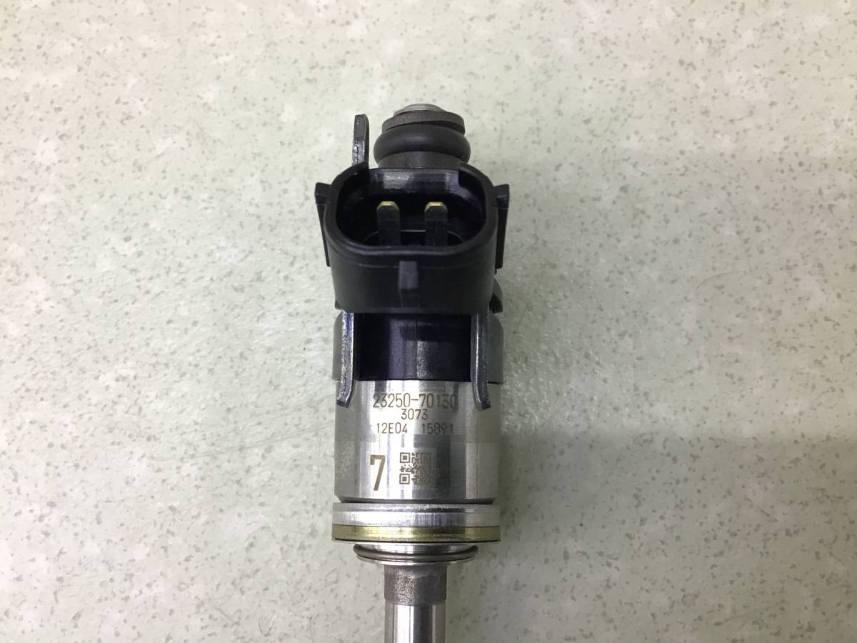 Форсунка инжекторная электрическая Toyota Land Cruiser (J300) 2021>