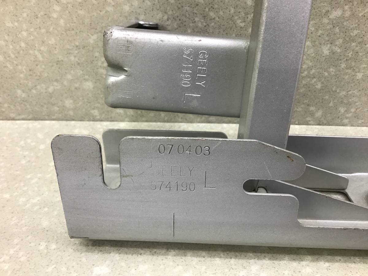 Петля крышки багажника Geely Otaka CK 2005-2012 Петля крышки багажника Geely Otaka CK 2005-2012