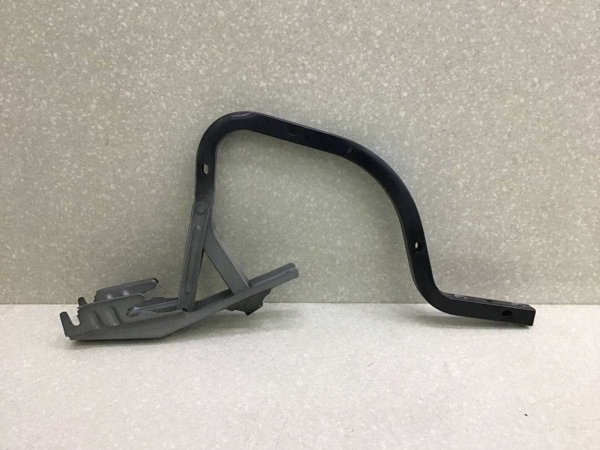 Петля крышки багажника Toyota Camry (V40) 2006-2011