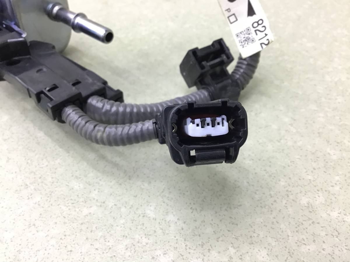 Рейка топливная (рампа) Toyota Land Cruiser (J300) 2021>