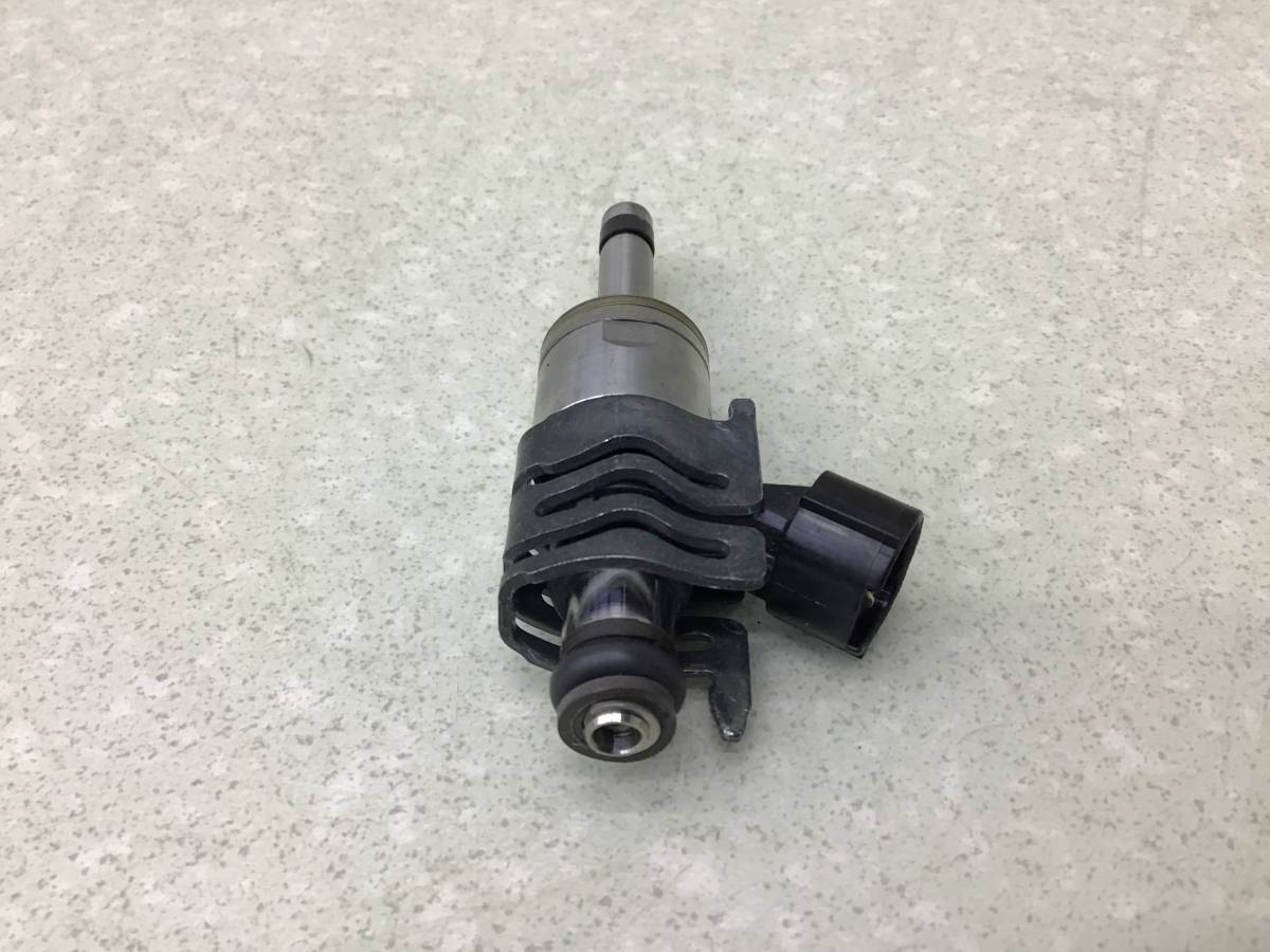 Форсунка инжекторная электрическая Toyota Land Cruiser (J300) 2021>