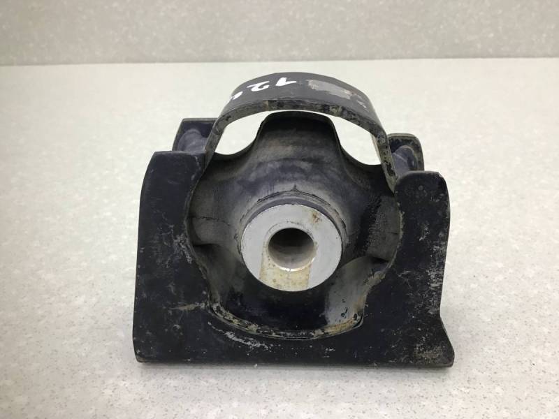 Опора двигателя передняя Toyota Rav 4 (A30) 2006-2013 Опора двигателя передняя Toyota Rav 4 (A30) 2006-2013