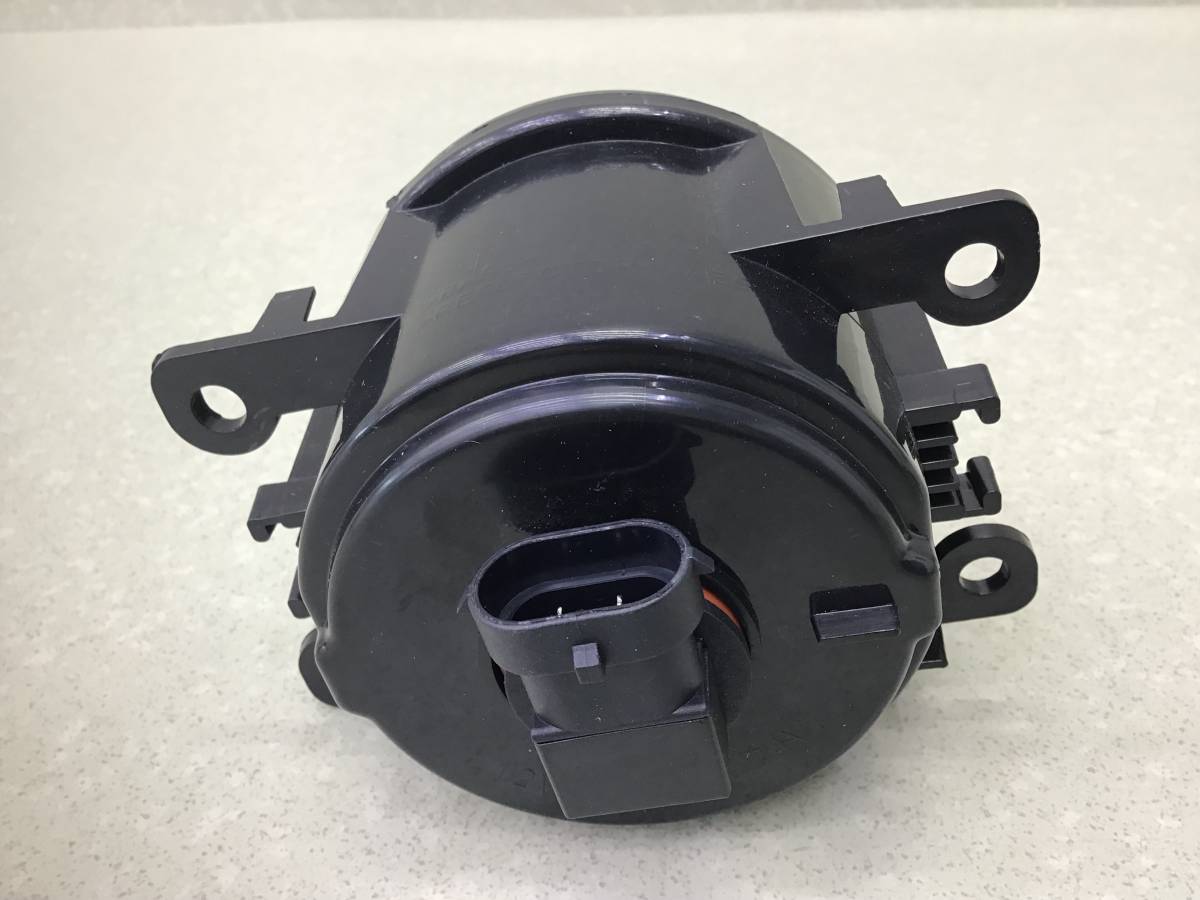 Фара противотуманная Ford Focus 2 (CB4) 2007-2011 Фара противотуманная Ford Focus 2 (CB4) 2007-2011