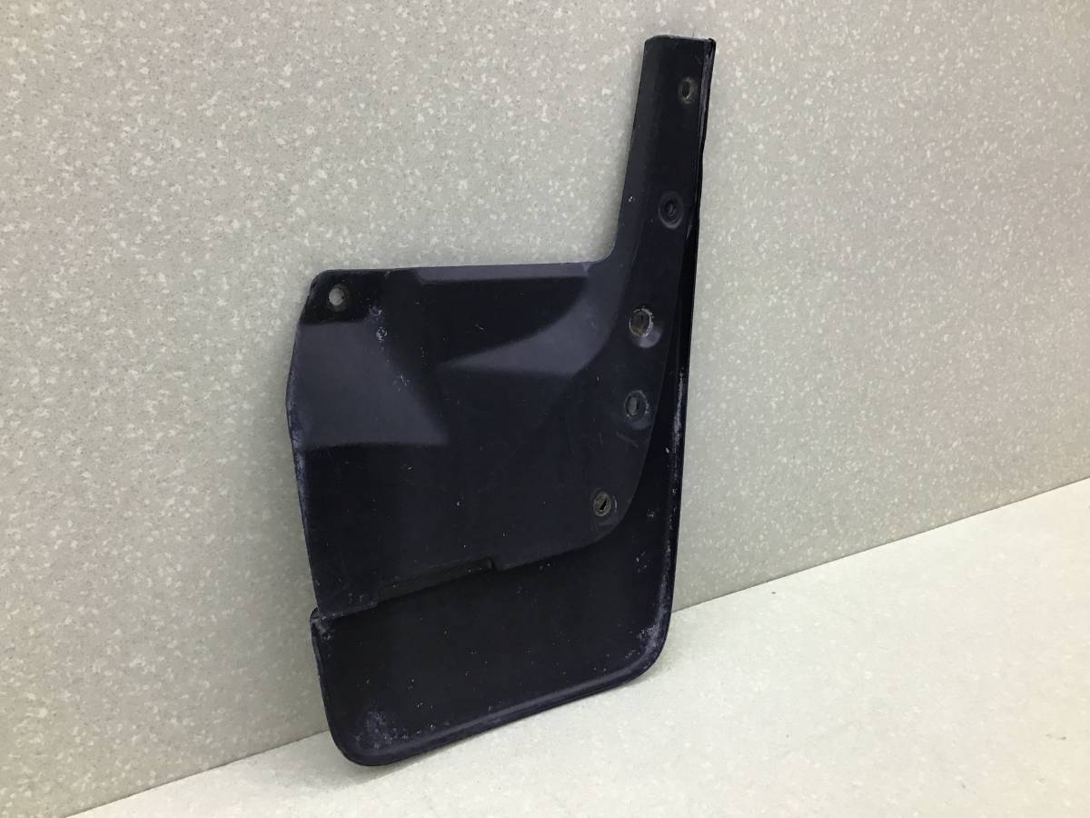 Брызговик передний левый Toyota Land Cruiser Prado (J150) 2009>