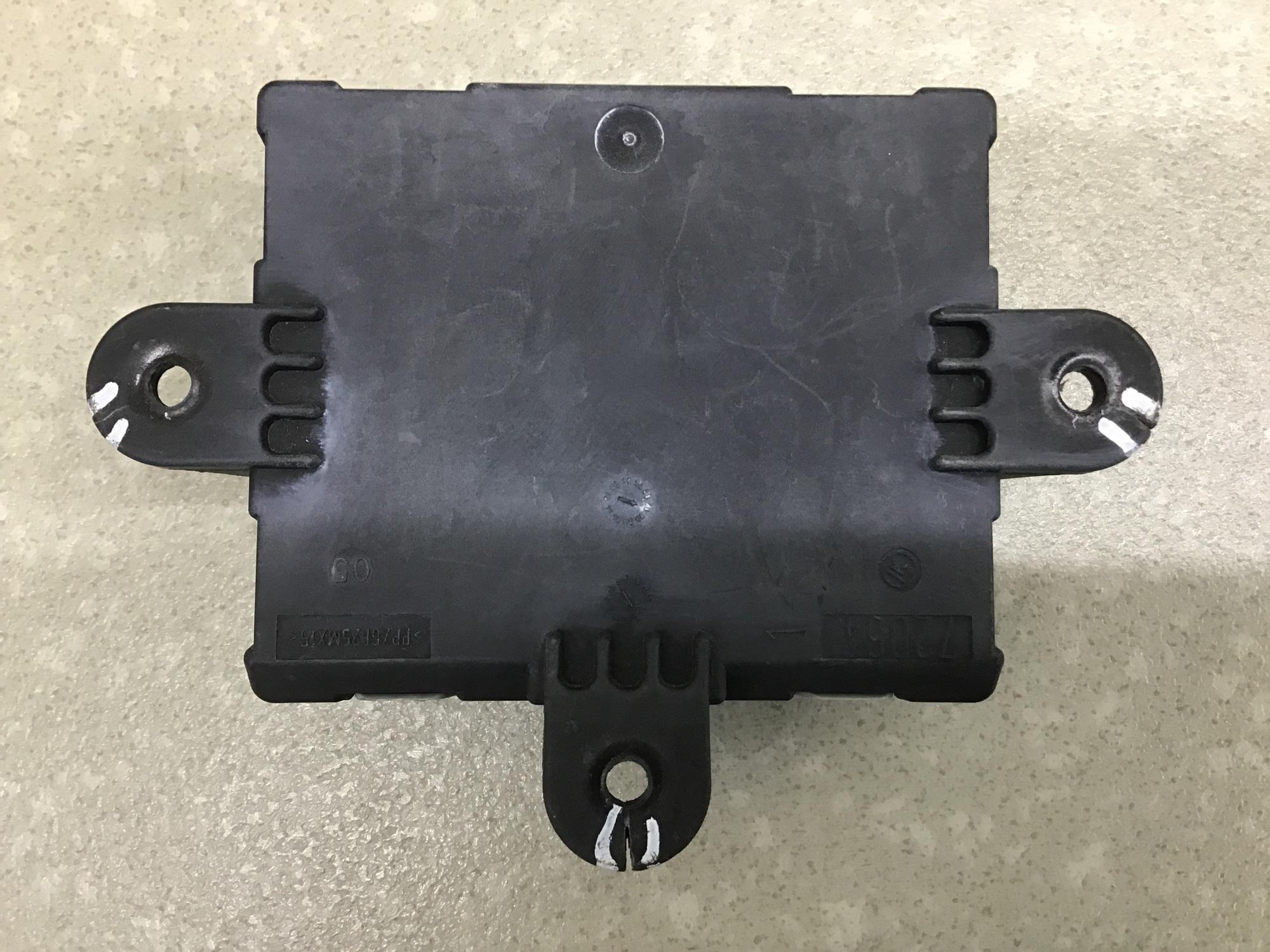 Блок электронный Land Rover Freelander 2 (FA) 2007-2014 Блок электронный Land Rover Freelander 2 (FA) 2007-2014