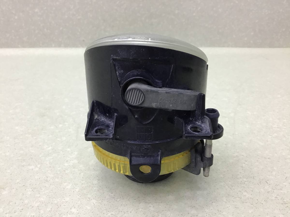 Фара противотуманная левая Volkswagen Golf 5 (1K) 2003-2009