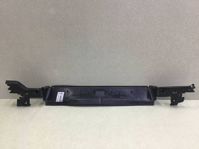 Воздуховод радиатора BMW X5 G05 2018>