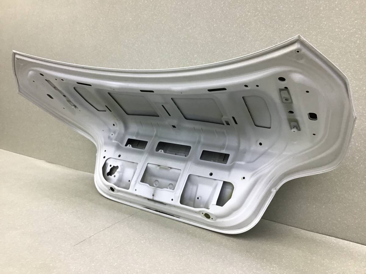 Крышка багажника BMW 5-series E60/E61 2003-2009 Крышка багажника BMW 5-series E60/E61 2003-2009