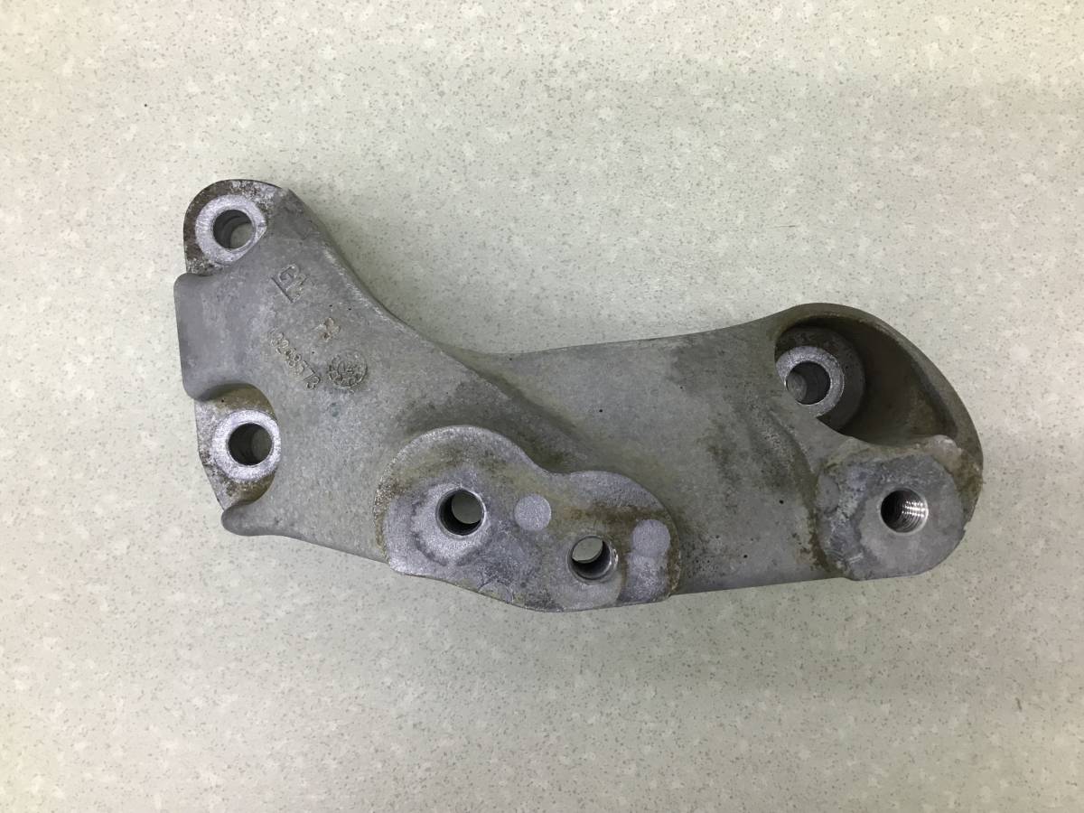 Кронштейн КПП Chevrolet Cruze (J300) 2009-2016 Кронштейн КПП Chevrolet Cruze (J300) 2009-2016
