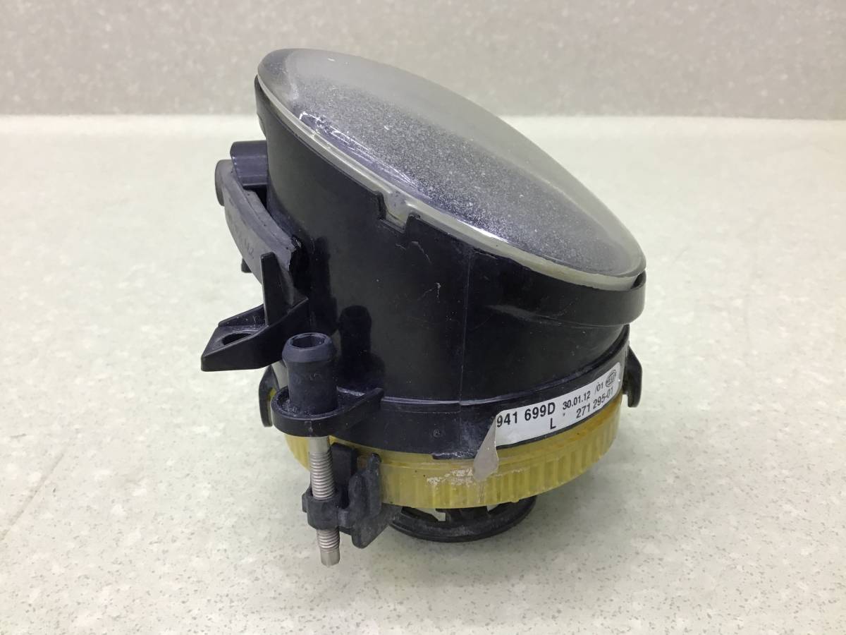 Фара противотуманная левая Volkswagen Golf 5 (1K) 2003-2009