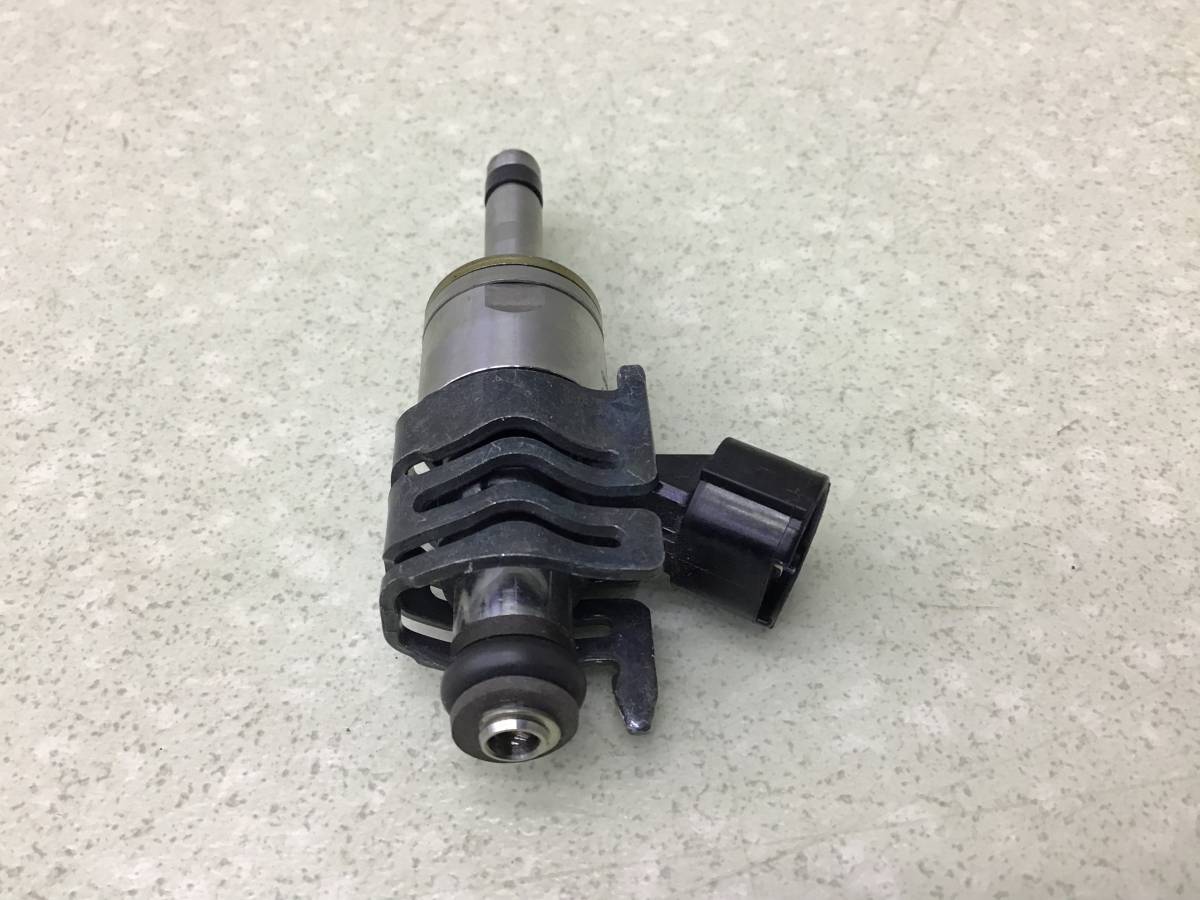 Форсунка инжекторная электрическая Toyota Land Cruiser (J300) 2021>