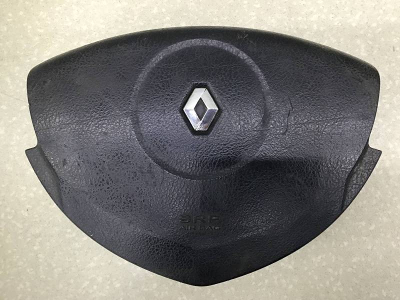 Подушка безопасности в рулевое колесо Renault Clio (2) 1998-2008 Подушка безопасности в рулевое колесо Renault Clio (2) 1998-2008