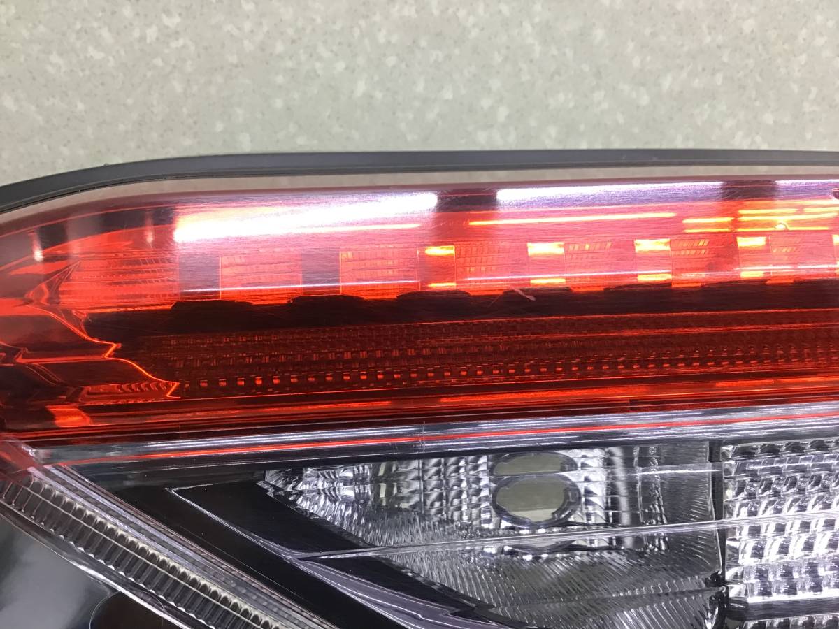 Фонарь задний внутренний правый Toyota Rav 4 (XA50) 2018> Фонарь задний внутренний правый Toyota Rav 4 (XA50) 2018>