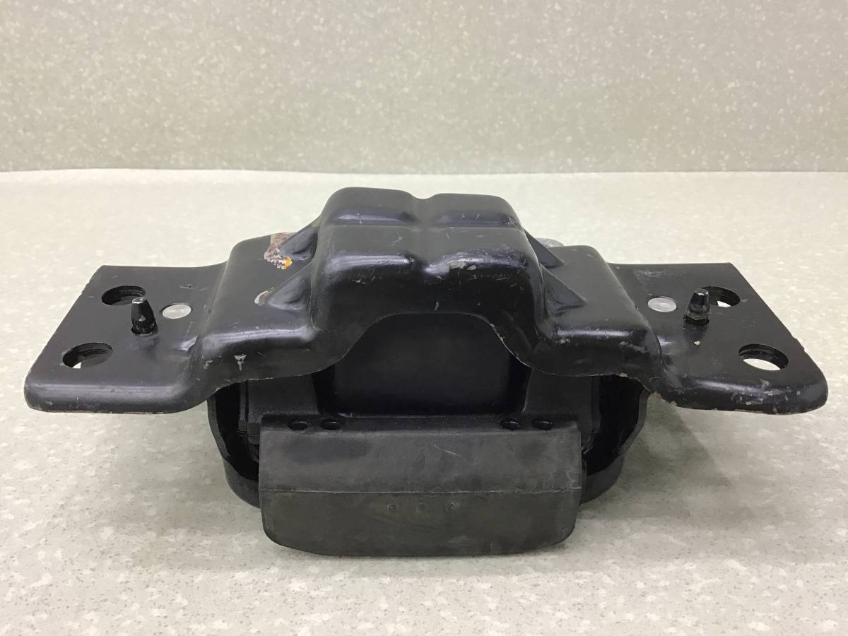 Опора КПП левая Skoda Octavia A7 (5E) 2013-2020 Опора КПП левая Skoda Octavia A7 (5E) 2013-2020