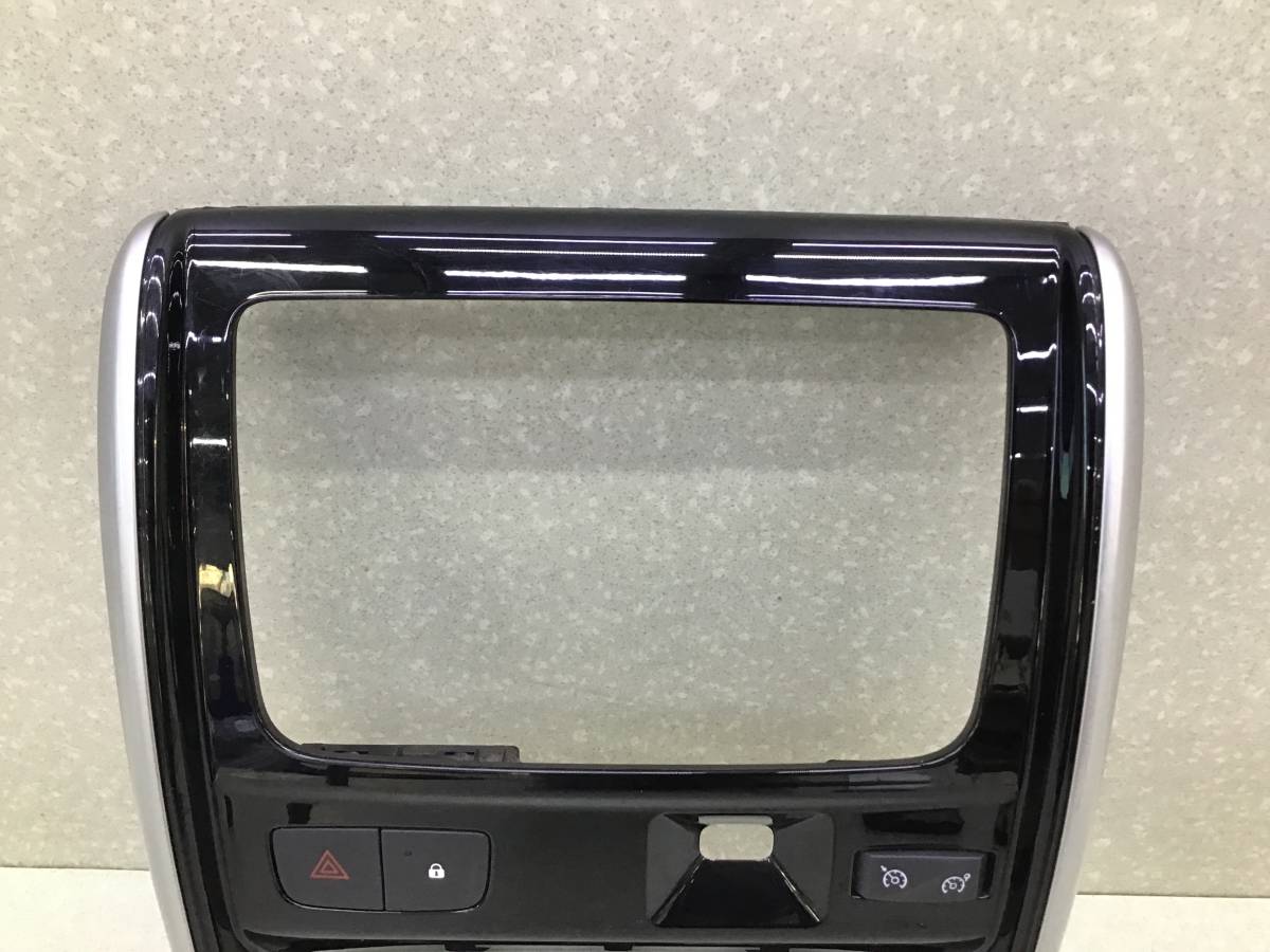 Рамка магнитолы Nissan Terrano 3 (D10) 2014-2022