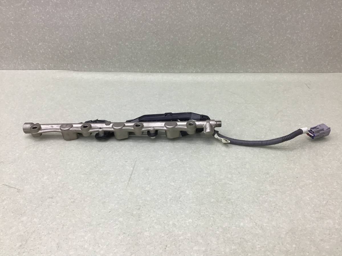 Рейка топливная (рампа) Toyota Land Cruiser (J300) 2021>