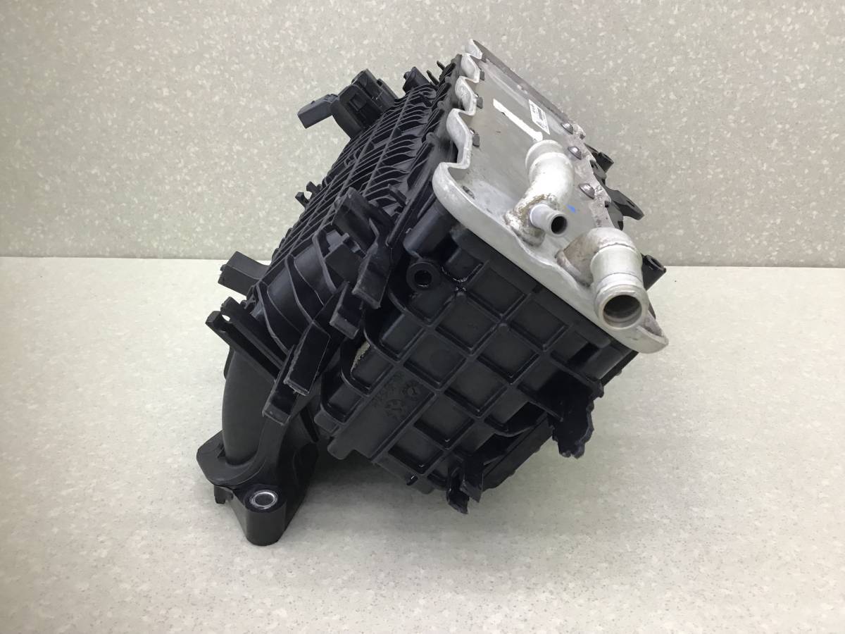 Коллектор впускной Volkswagen Polo Sed 5 (6C1) 2010-2020 Коллектор впускной Volkswagen Polo Sed 5 (6C1) 2010-2020