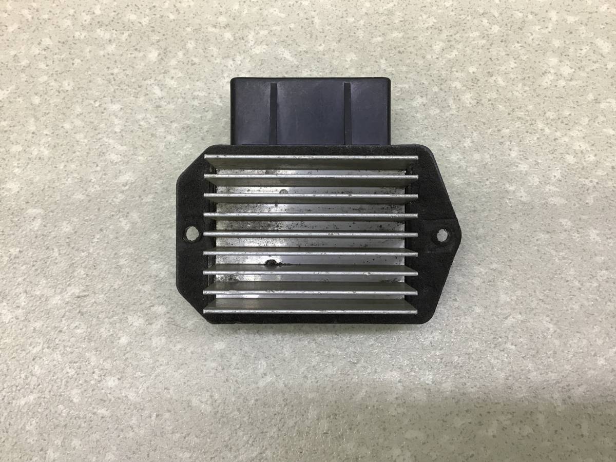 Резистор отопителя Mitsubishi Pajero/Montero 4 (V8, V9) 2007> Резистор отопителя Mitsubishi Pajero/Montero 4 (V8, V9) 2007>