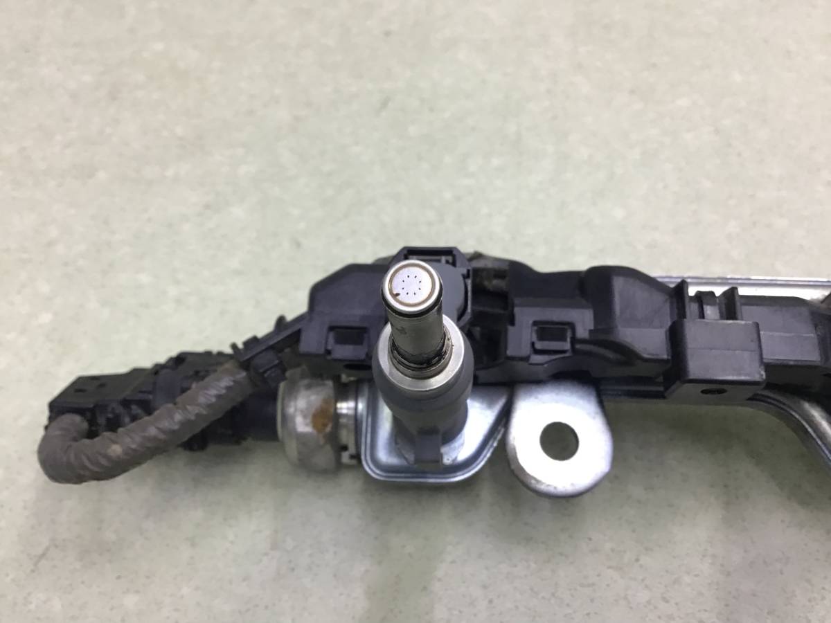 Рейка топливная (рампа) Toyota Land Cruiser (J300) 2021>