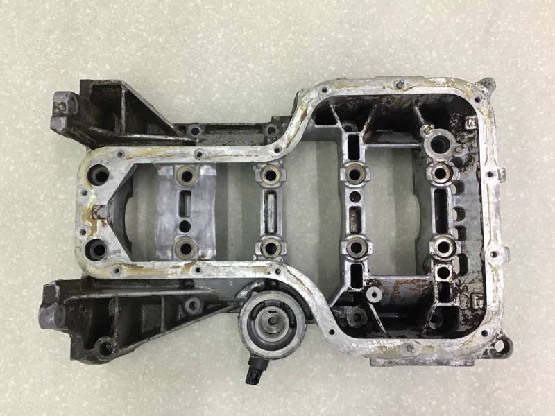 Постель коленвала Toyota Avensis (T250) 2003-2009 Постель коленвала Toyota Avensis (T250) 2003-2009