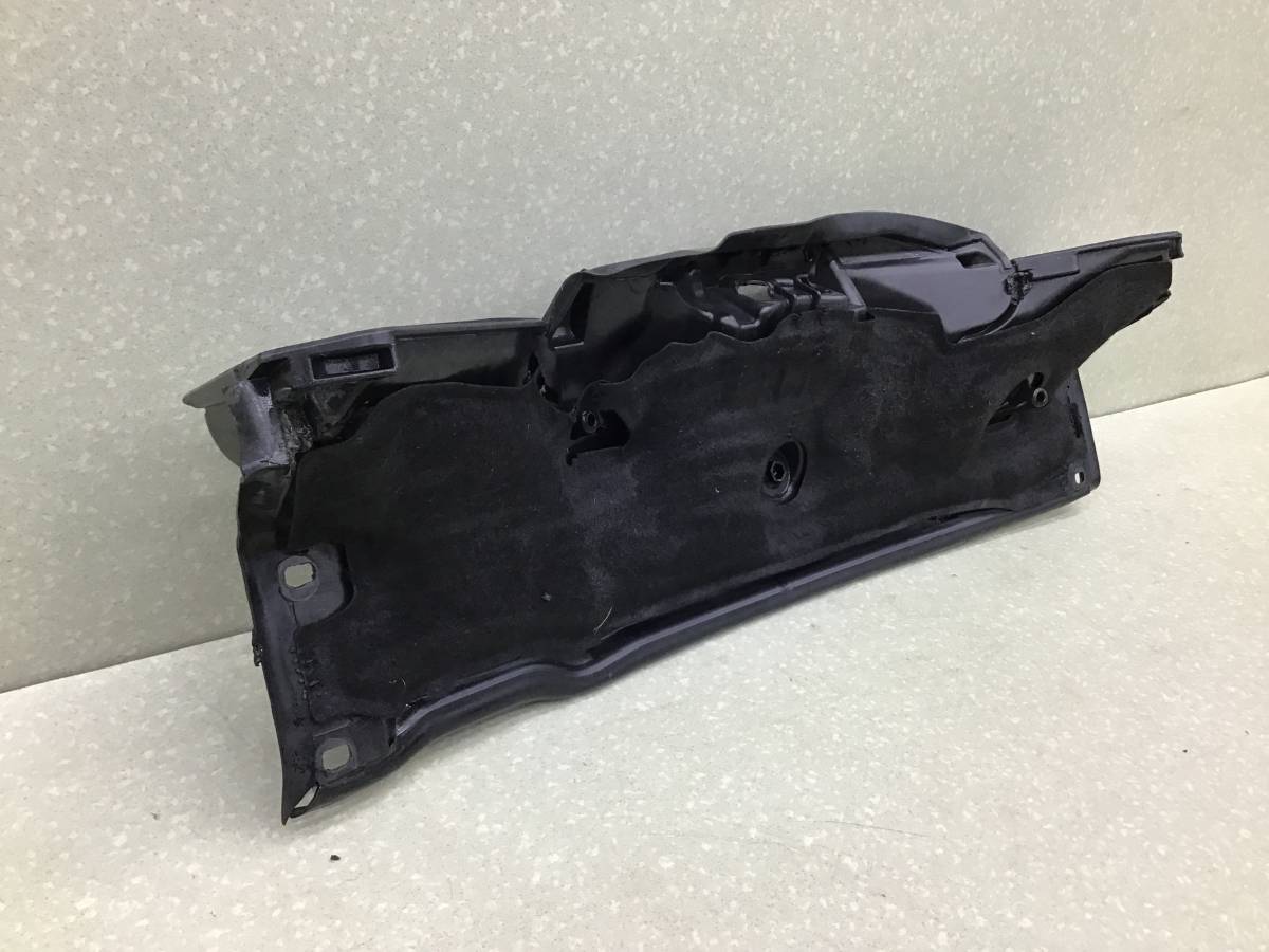 Воздуховод BMW 5-series E60/E61 2003-2009 Воздуховод BMW 5-series E60/E61 2003-2009