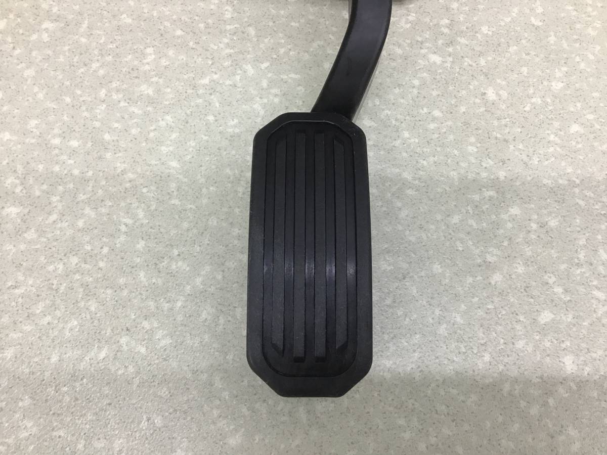 Педаль газа Toyota Camry (V50) 2011-2017 Педаль газа Toyota Camry (V50) 2011-2017
