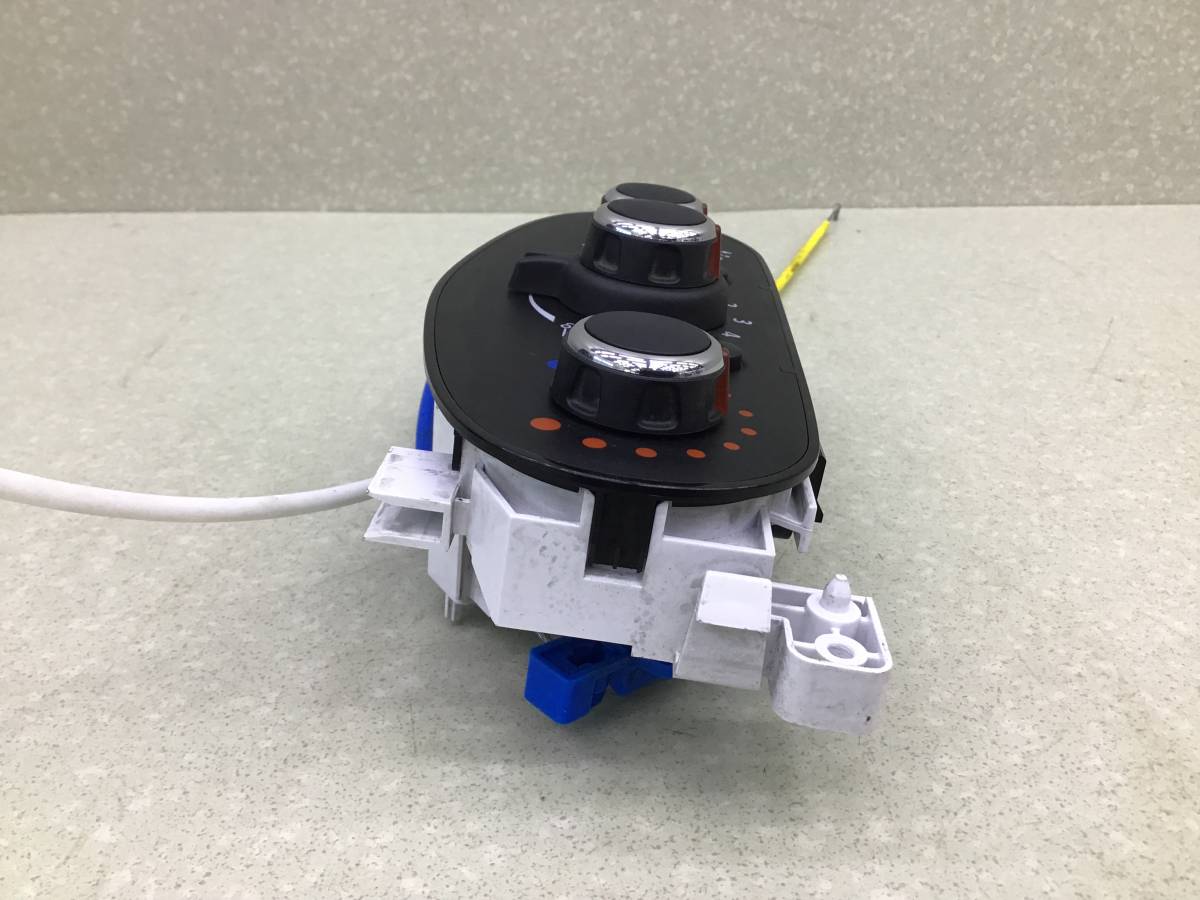 Блок управления климатической установкой Nissan Terrano 3 (D10) 2014-2022