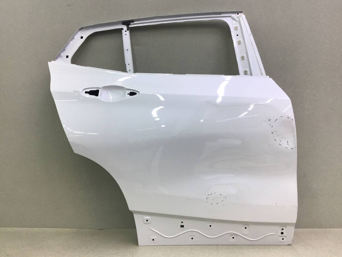Дверь задняя правая BMW X2 (F39) 2018> Дверь задняя правая BMW X2 (F39) 2018>